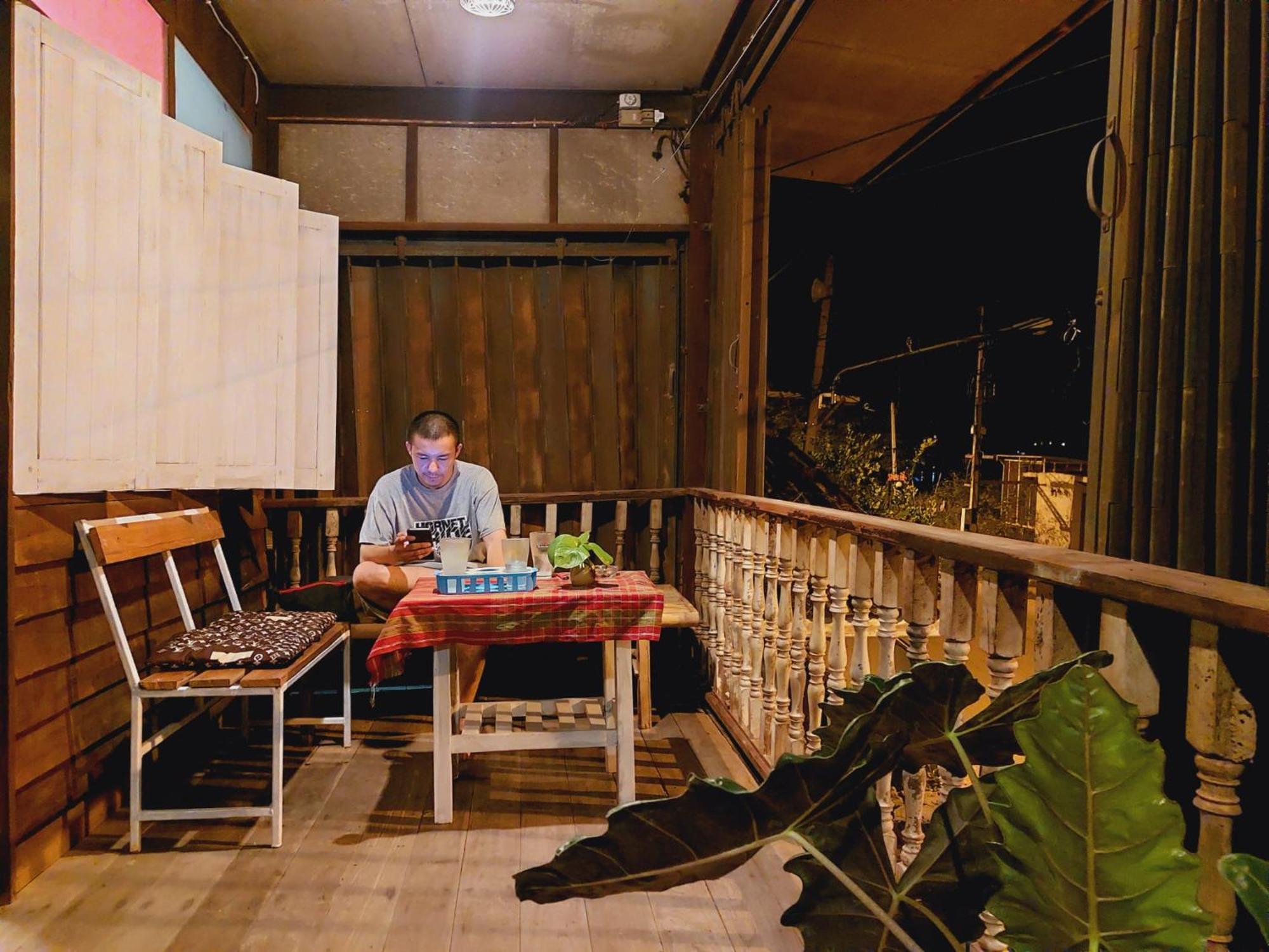 Hostelbed And Retreat Phitsanulok Exterior photo